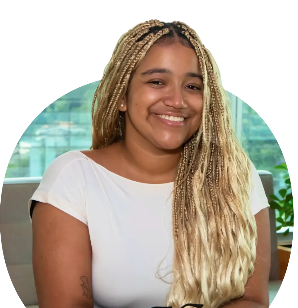 Isadora Ramos Cavalcante - Estagiária Sanofi (Estagiária Sanofi) sorrindo para a foto