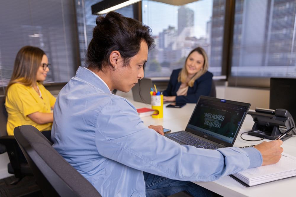 Como fazer um TCC? Estrutura, normas e passos indispensáveis